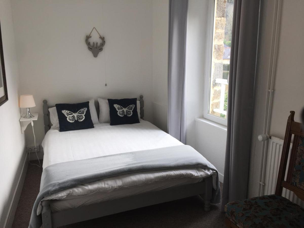 Au Bon Accueil Bed & Breakfast Saint-Marcan Ngoại thất bức ảnh