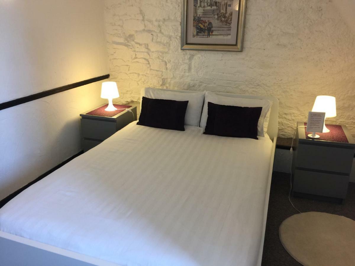 Au Bon Accueil Bed & Breakfast Saint-Marcan Ngoại thất bức ảnh